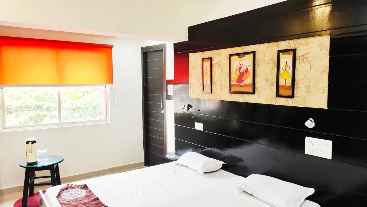 Hotel Shivay Palace Basti Экстерьер фото
