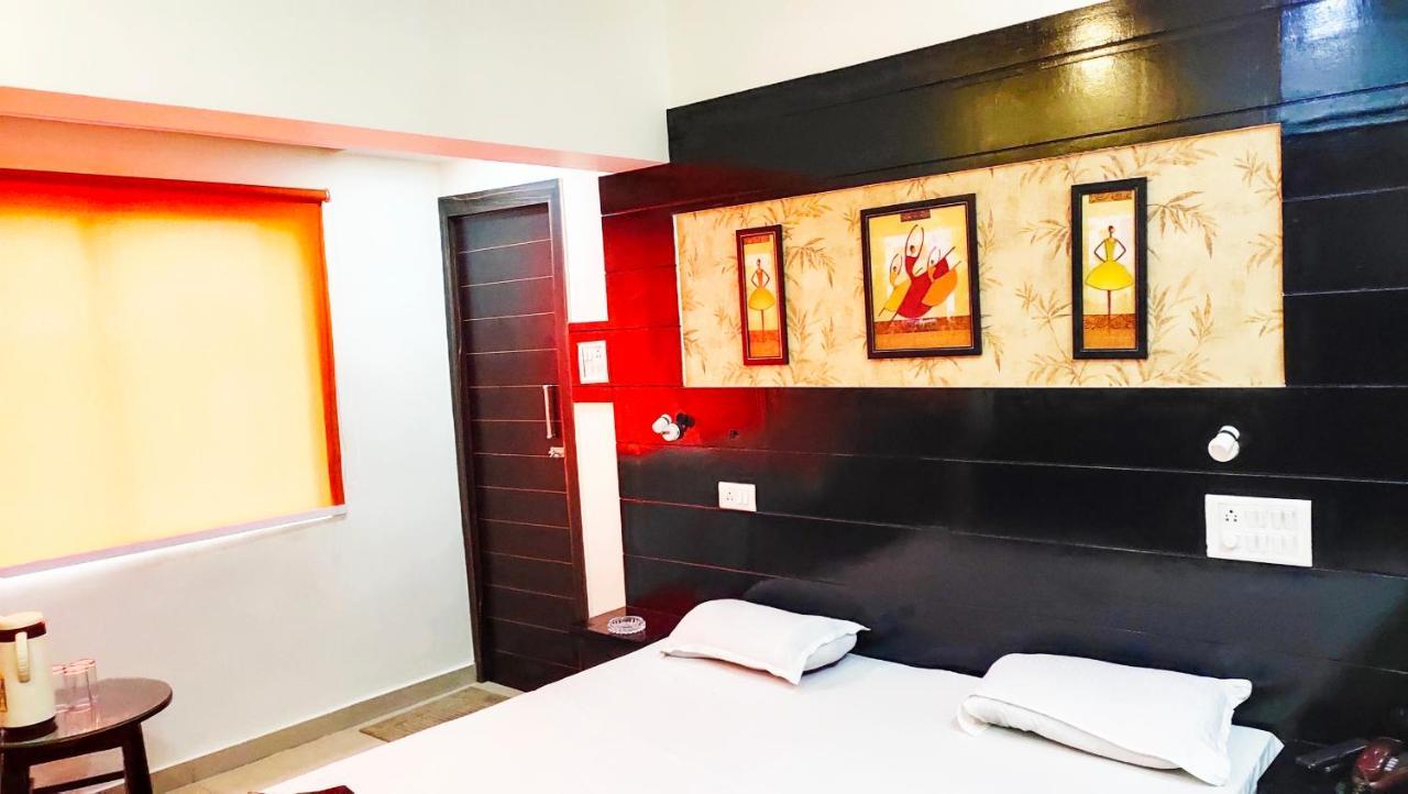 Hotel Shivay Palace Basti Экстерьер фото