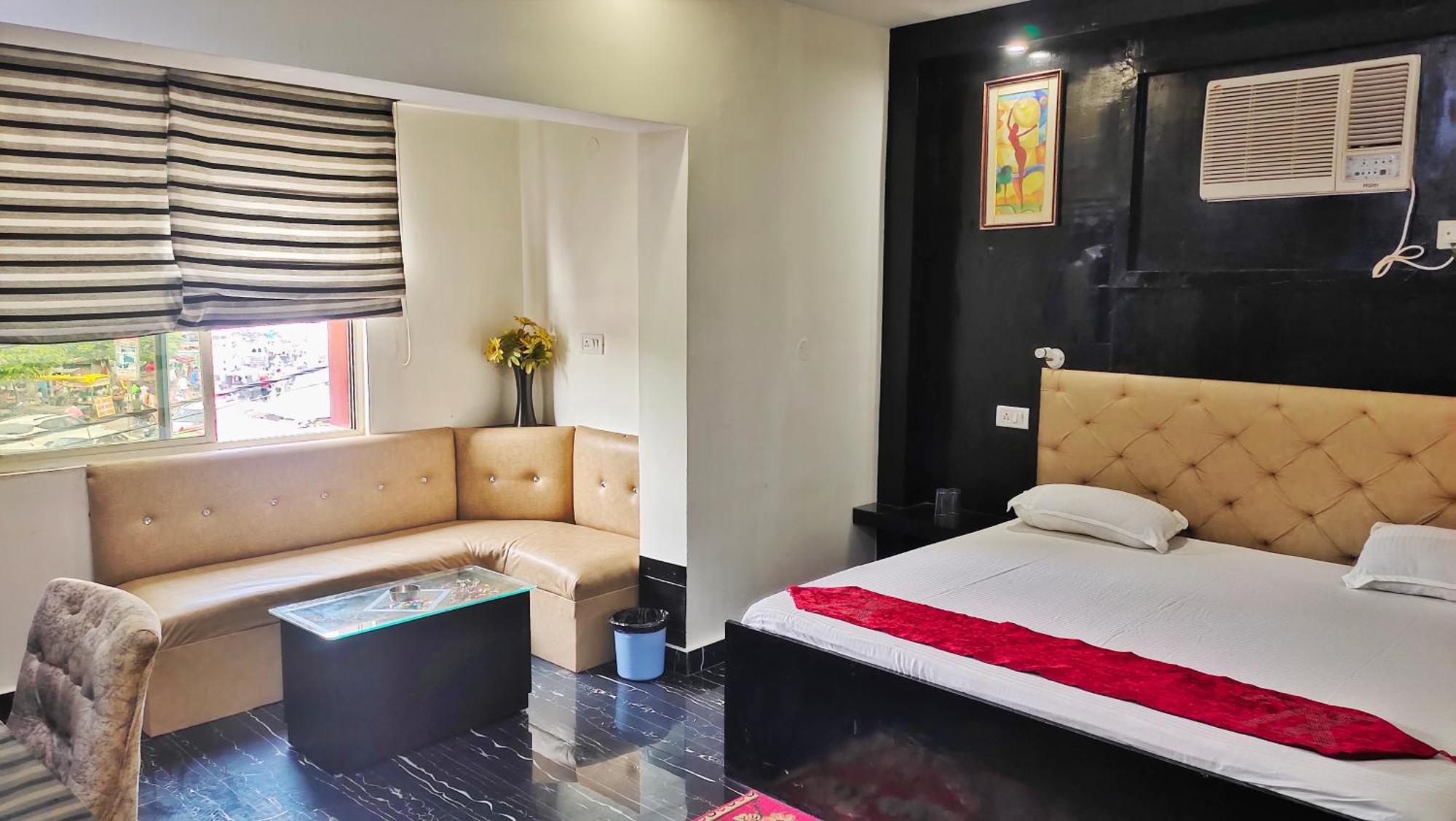 Hotel Shivay Palace Basti Экстерьер фото